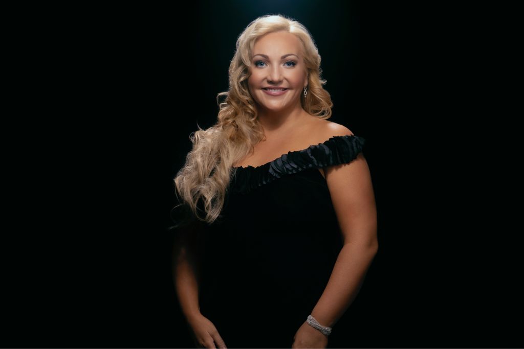 Rebecca Cassidy: Streisand to Strauss
